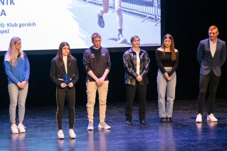 Naj športniki Kamnika za leto 2023 Lovro Planko in Maruša Mišmaš Zrimšek ter ekipa odbojkaric Calcit Volleya (26)